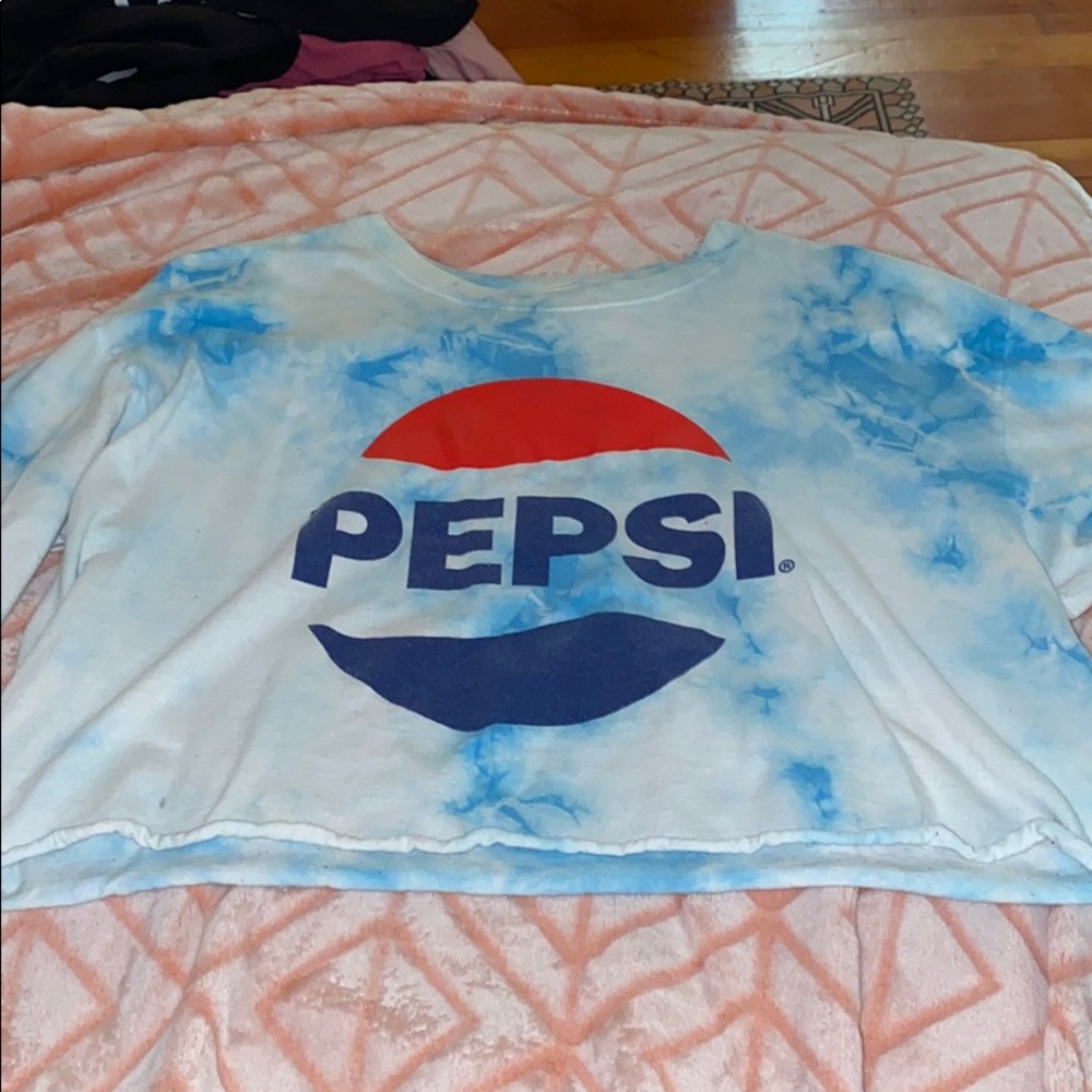 Pepsi log sleeve cropped shirt